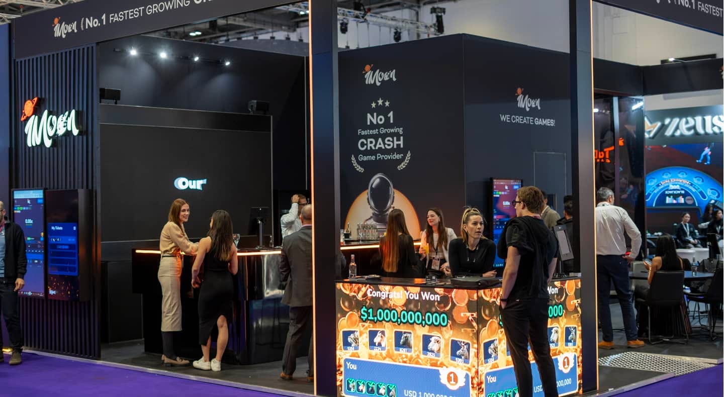 iMoon Elevates Gaming Experience at ICE London 2024 with 'Crash Royale' Showcase - 3